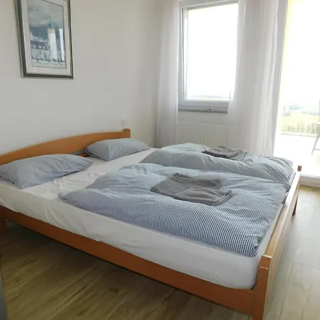 Yellow House Grabrovec