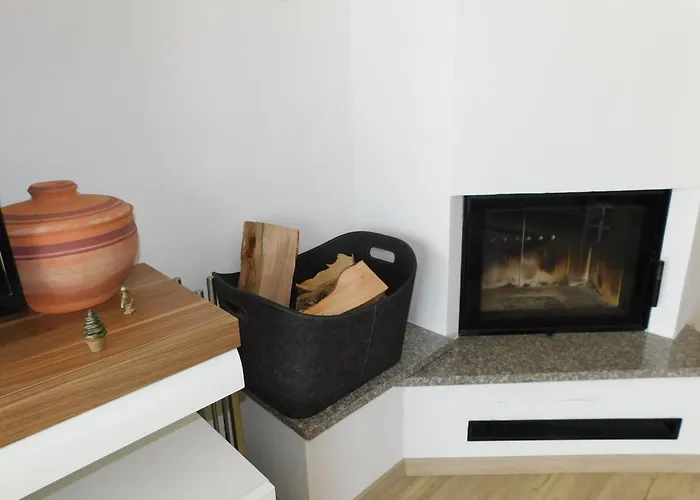 Appartement Yellow House Grabrovec